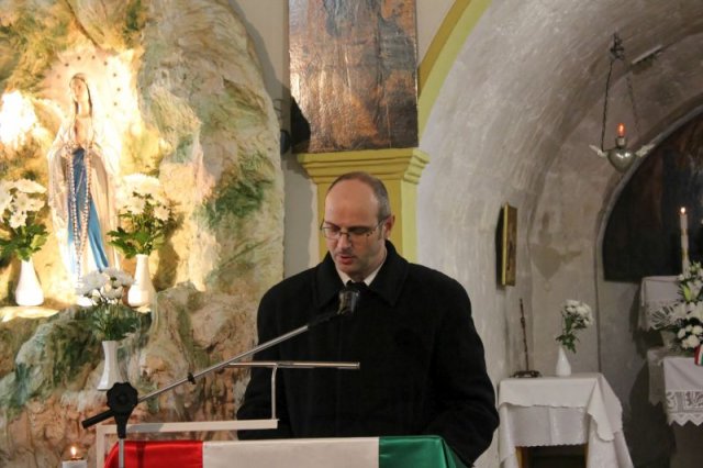 Elhurcoltak megemlékezése